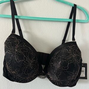 Frederick's of Hollywood Black Lace Push-Up Bra